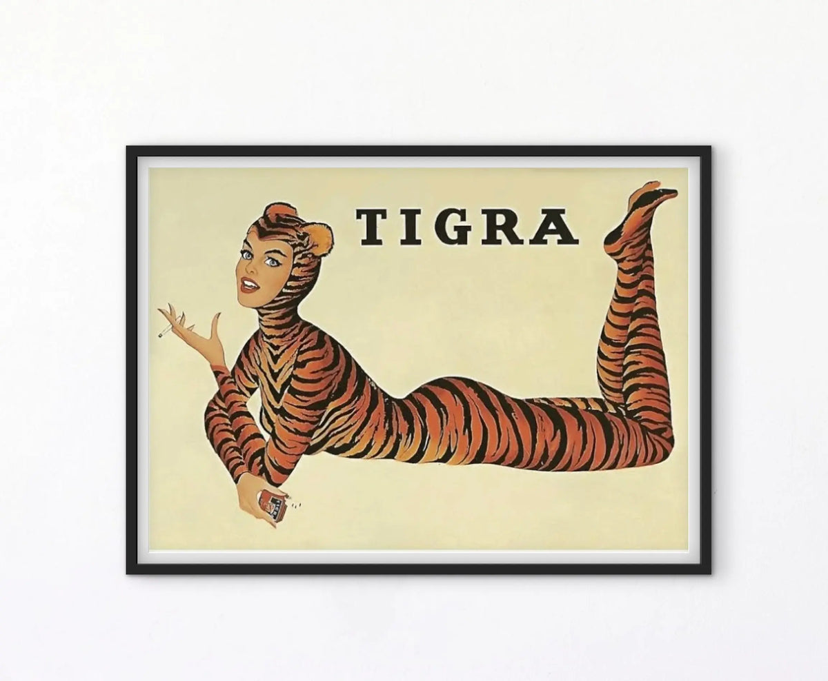 Affiche Tigra cigarettes Pin-Up Tigre Vintage affichevintagefrance