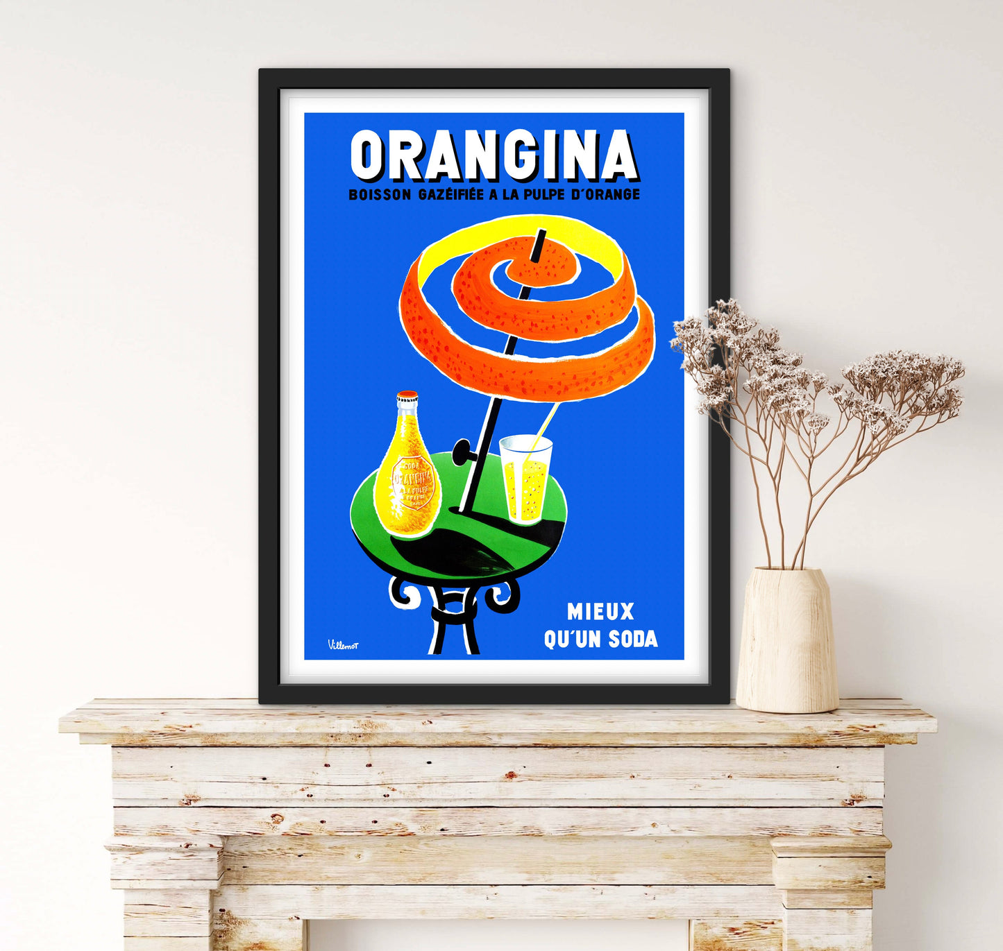 Affiche Orangina publicitaires mieux qu’un soda affichevintagefrance